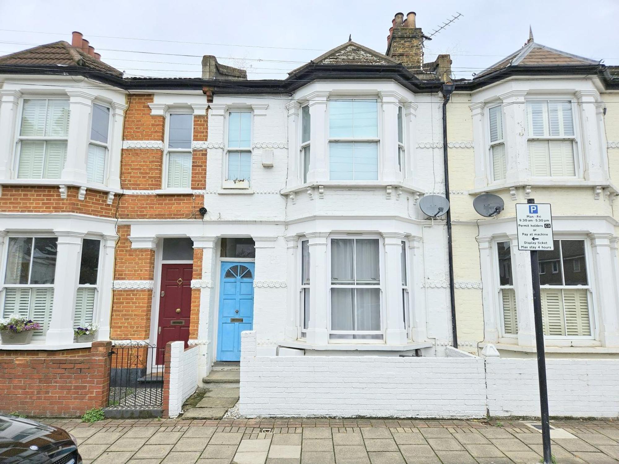 Two Bedroom Flat With Private Patio In Battersea Londra Exterior foto